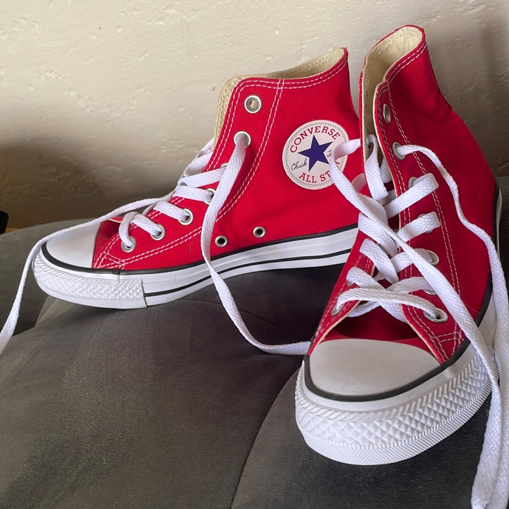 Red Converse classic high tops